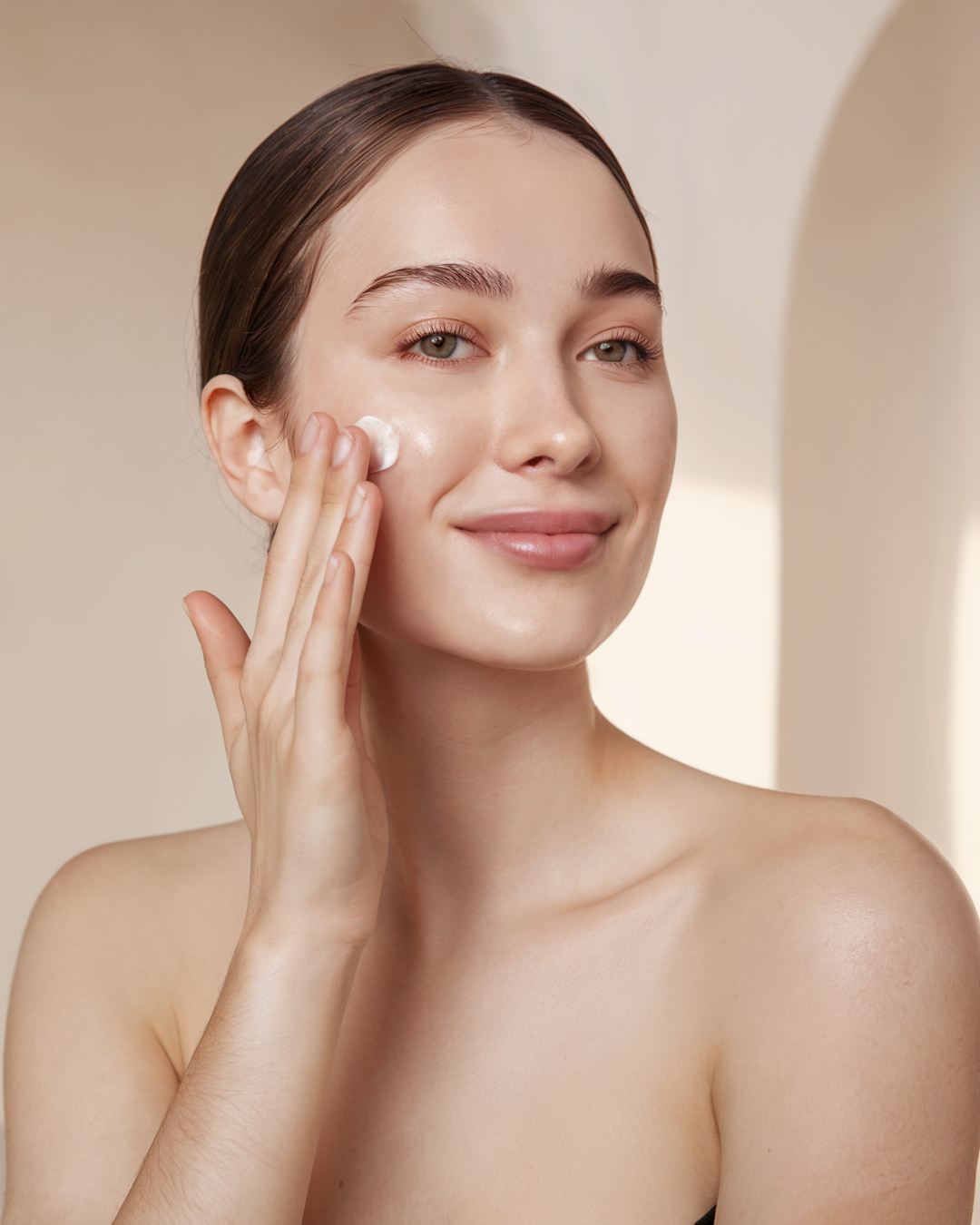 Amethist Goa Sha stein auf Hellem Hintergrund