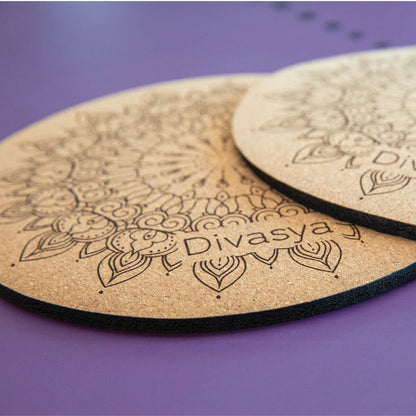 Yoga Kniepads mit Mandala Design aus natürlichem Kork Material
