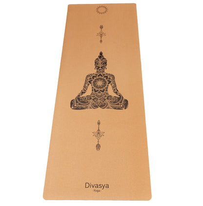 Kork-Yogamatte mit Buddha-Motiv aus Portugal-Kork und Naturkautschuk, rutschfeste Yogamatte mit Ausrichtungslinie, Buddha-Design von Divasya Yoga