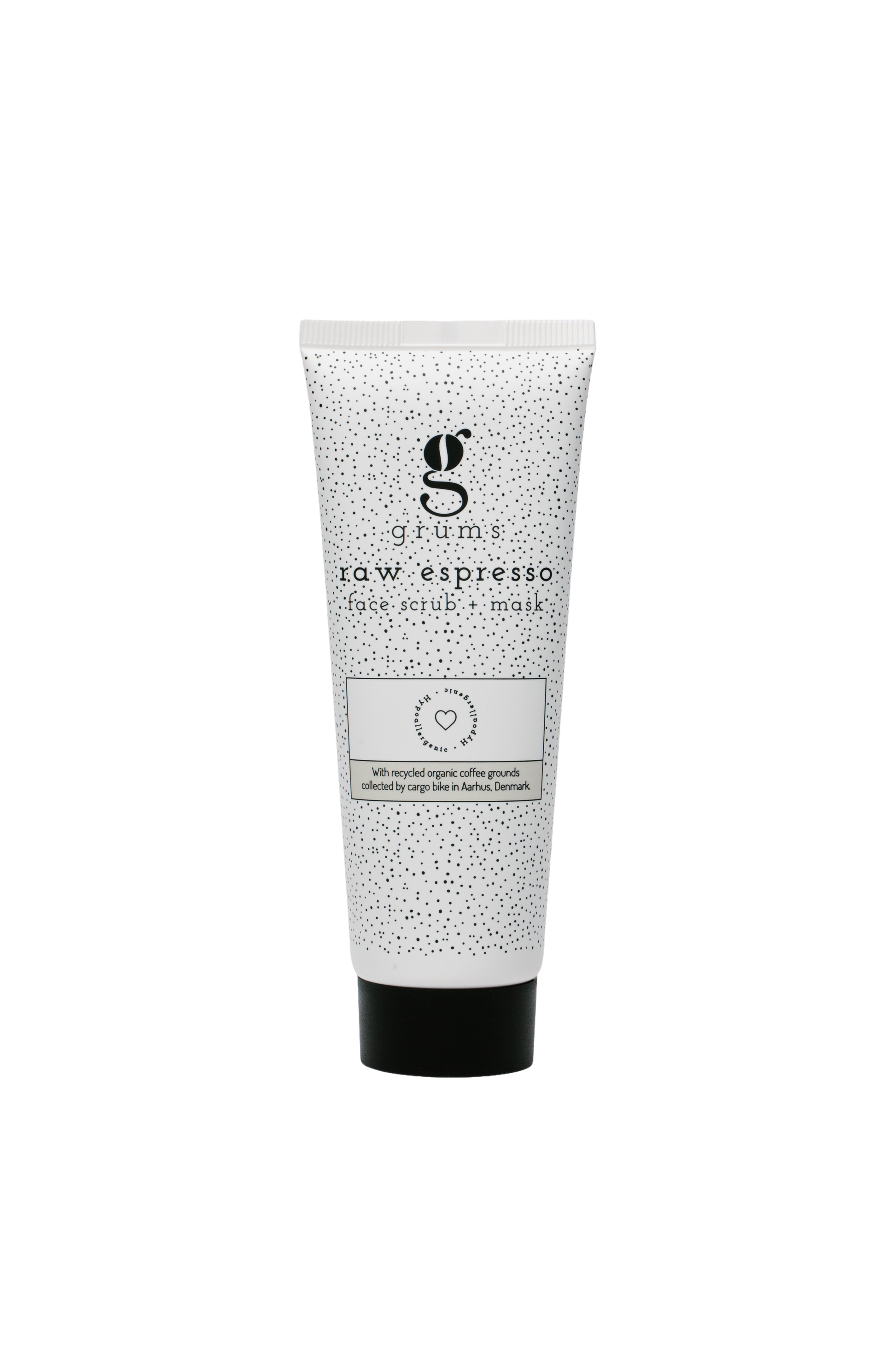 Freigestelltes Produktbild der grums Raw Espresso Face Scrub + Mask Tube vor transparentem Hintergrund.
